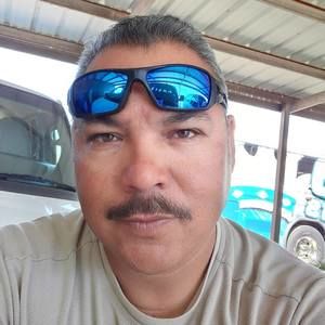 Meet your Posher, Manuel